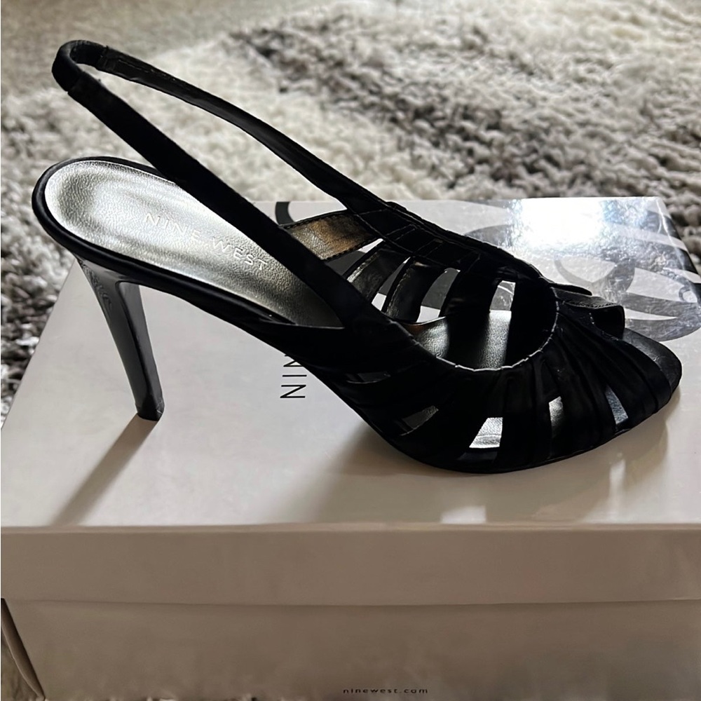 Perfect black strappy heels!